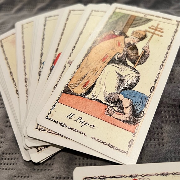 Ancient Tarots of Lombardy Tarot Cards - Picture 3 of 13